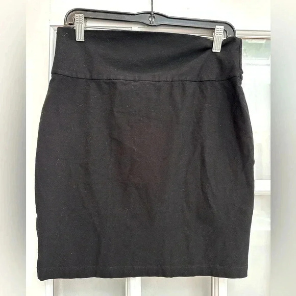 Eileen Fisher Pull On Skirt Size M Petite Black Viscose Blend Stretch Pencil - Picture 2 of 7